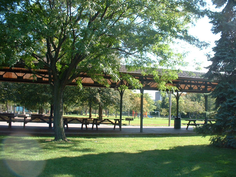 Poets' PathwayBritannia ParkThe Three Anchors